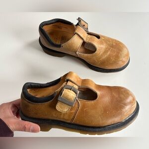 Vintage 90s Dr. Martens Distressed Tan Mary Jane T-Bar Buckle Shoes ENGLAND 5UK